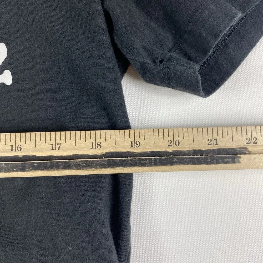 True Religion T-Shirt Mens Medium Black Short Sleeve Have A Nice Day Logo TEAR